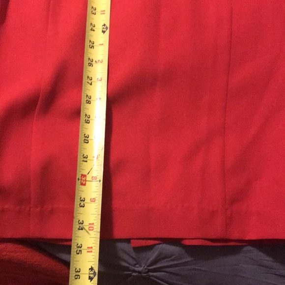 pretty red sleeveless dress - Picture 3 of 3